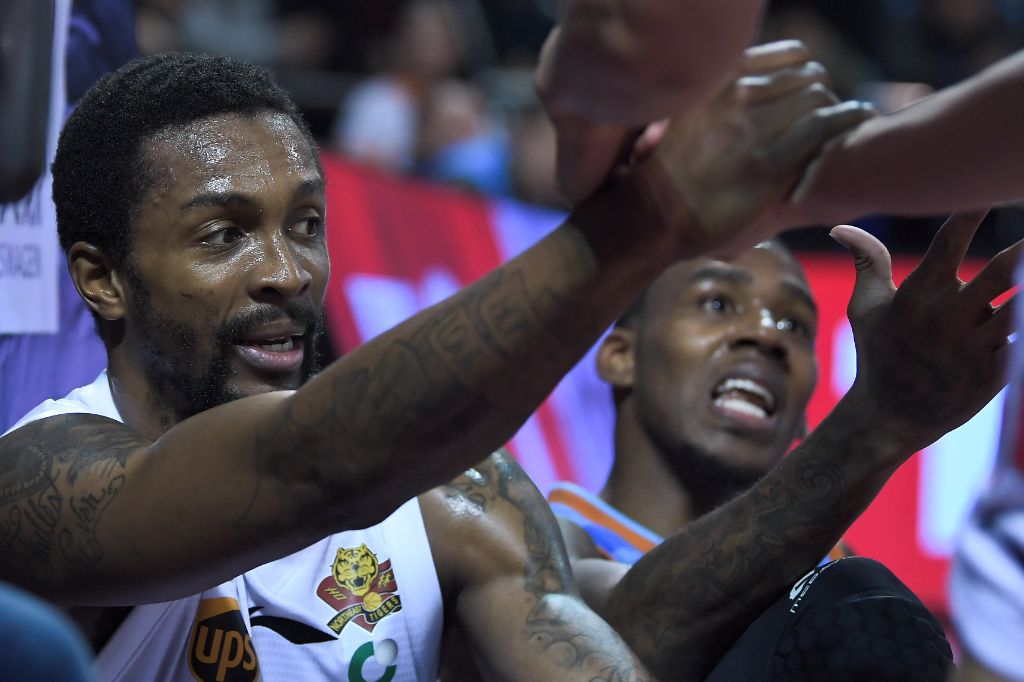 布鲁日客场轻取对手，成功晋级淘汰赛(布鲁日客场轻取对手,成功晋级淘汰赛的是谁)